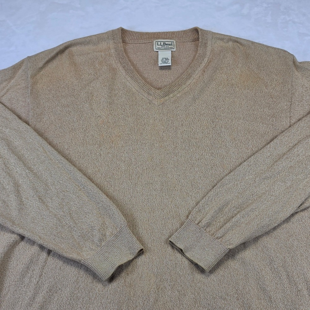 L.L. Bean V-Neck Sweater Mens XL Tan 100% Cotton Excellent Long Sleeve Ribbed